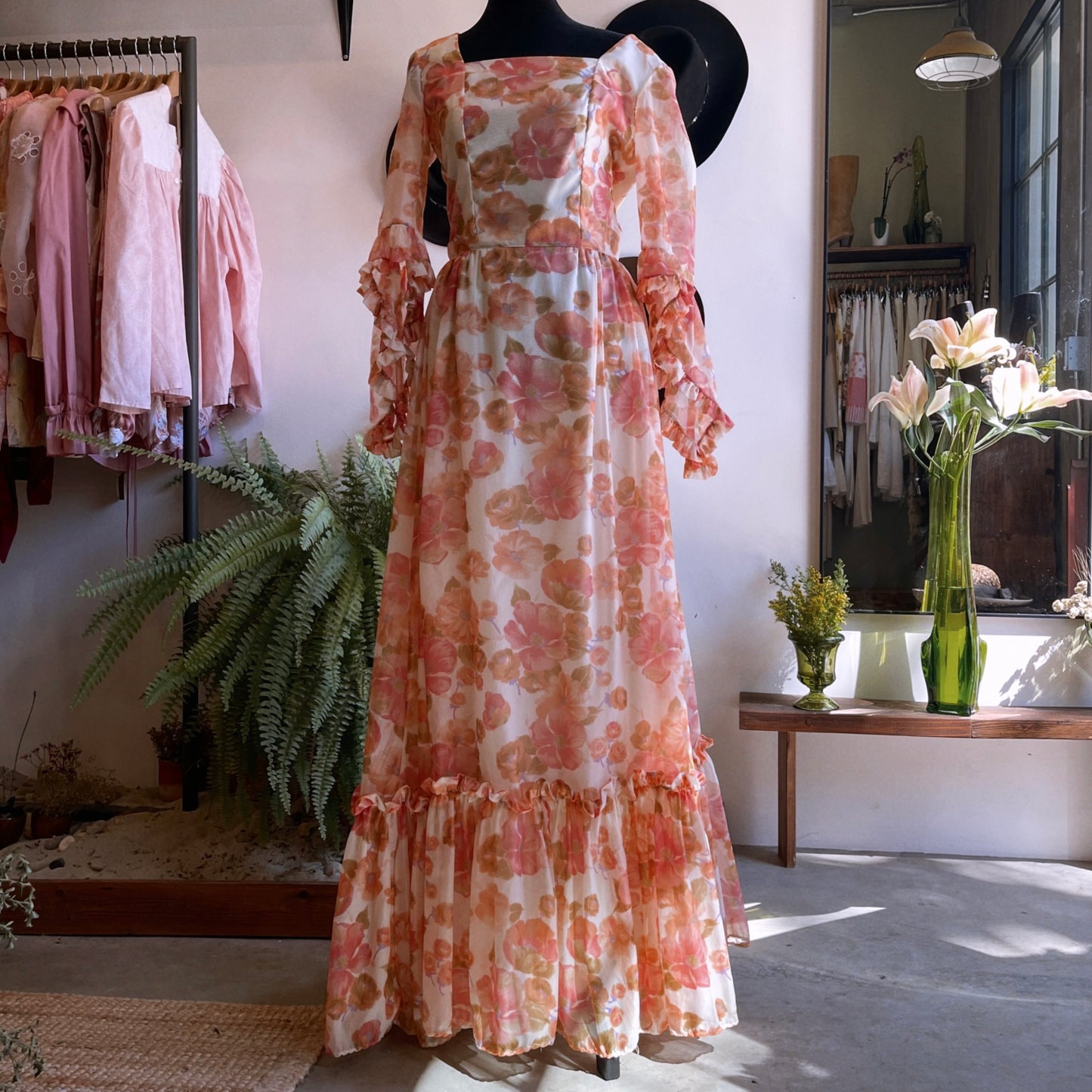 70’s Vintage Floral Dress Butterfly Sleeves