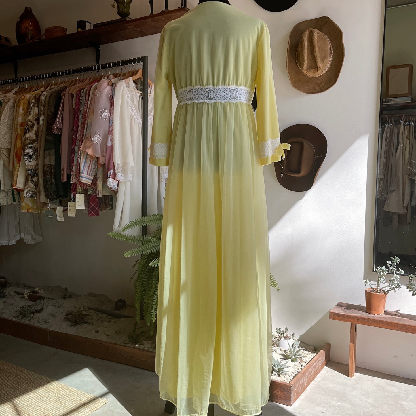 60’s Vintage Peignoir Robe