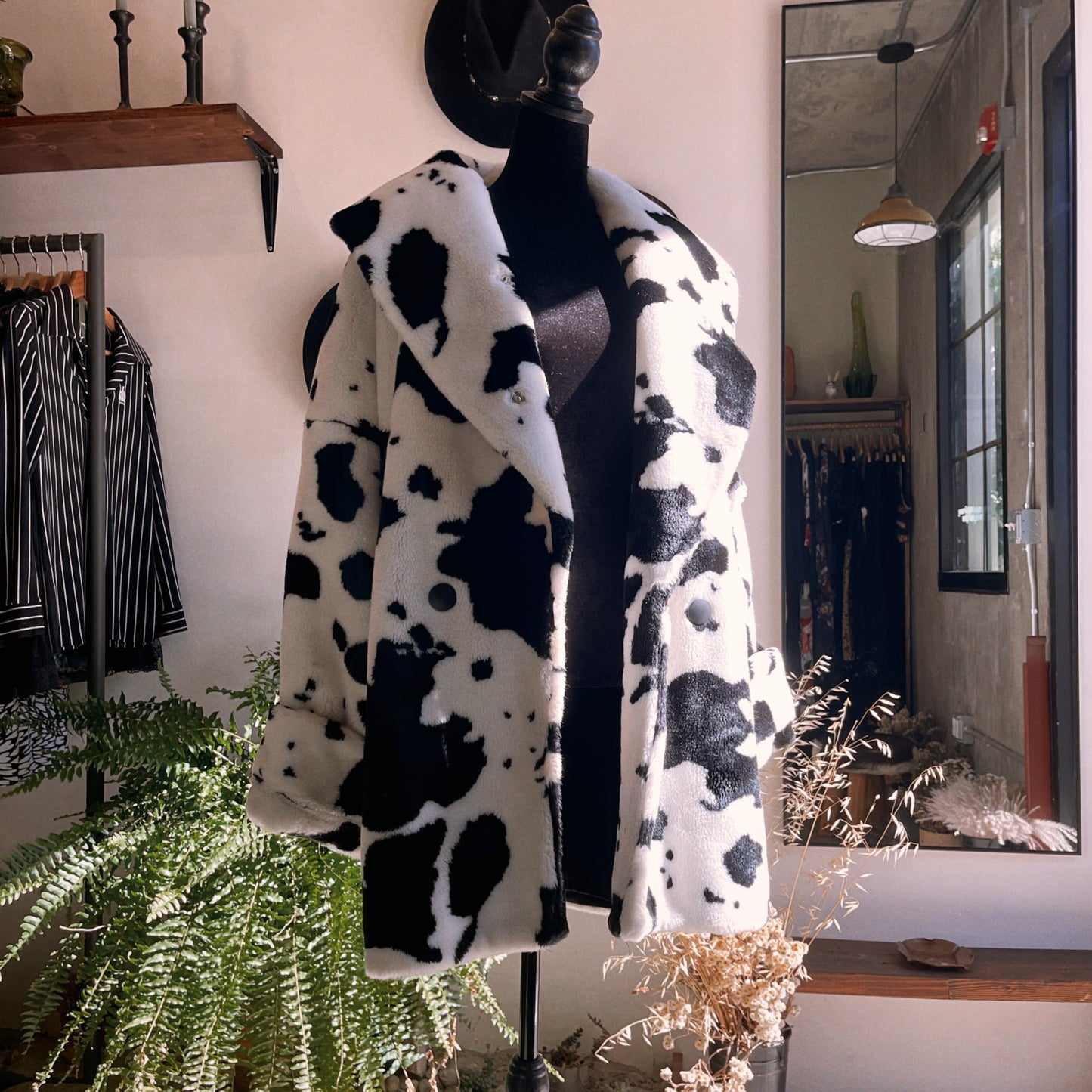 1970s Vintage Cow Faux Fur Coat