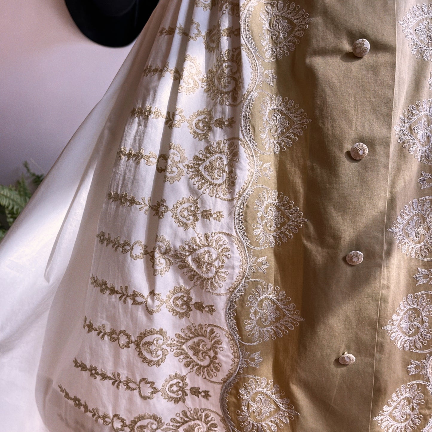 1960s Vintage Embroidered Dress by Robert Mulot Made in France