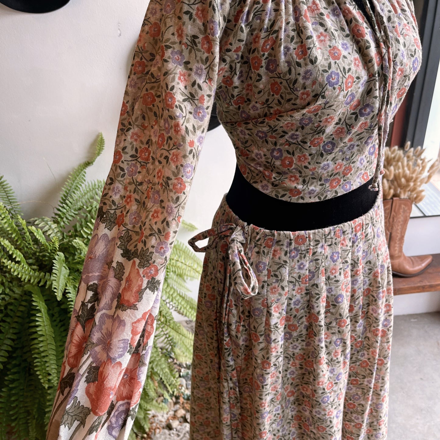 1970s Vintage Chessa Davis Skirt Set