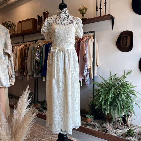 Vintage 70’s Dessy New York Lace White Dress