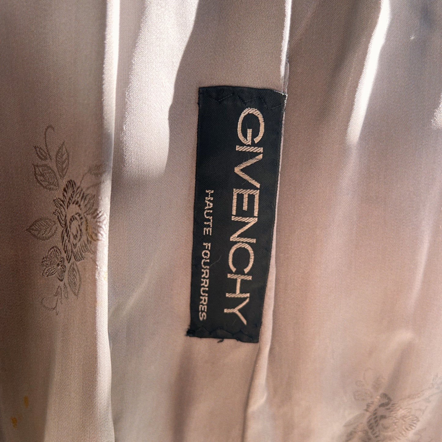 RESERVED / Vintage Givenchy Haute Fourrures Raccoon Fur Coat