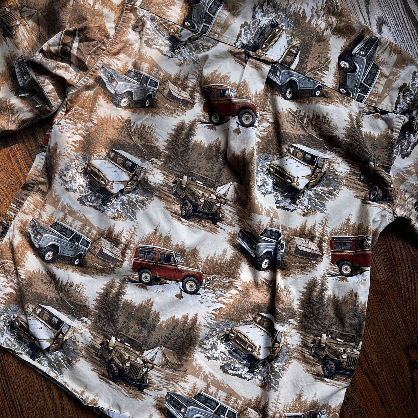 Vintage Clearwater Outfitters Button-Up with Jeep Novelty Print 90’s - SHOP EZRA
