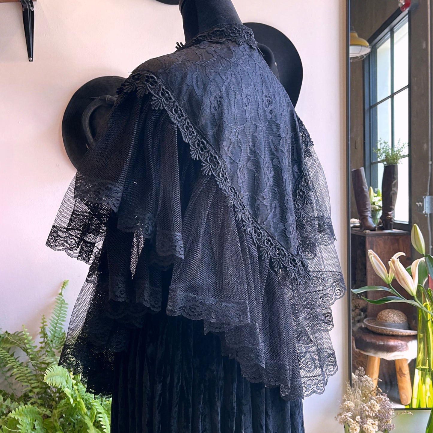 Vintage Hopeless Romantic Lace Cape