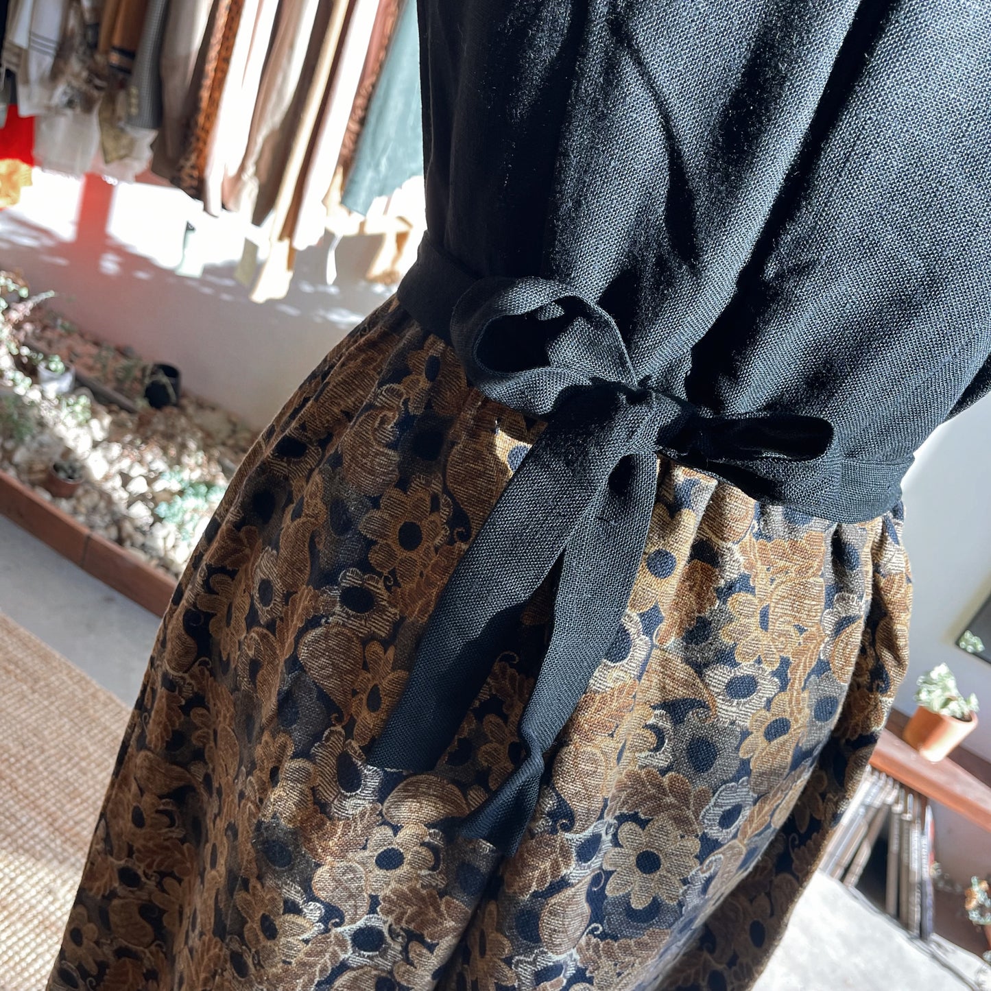 70s Vintage Handmade Sleeveless Sheath Dress