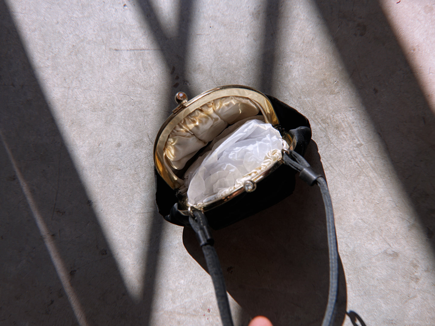 1960s Vintage Handmade Clam Shell Satin Purse