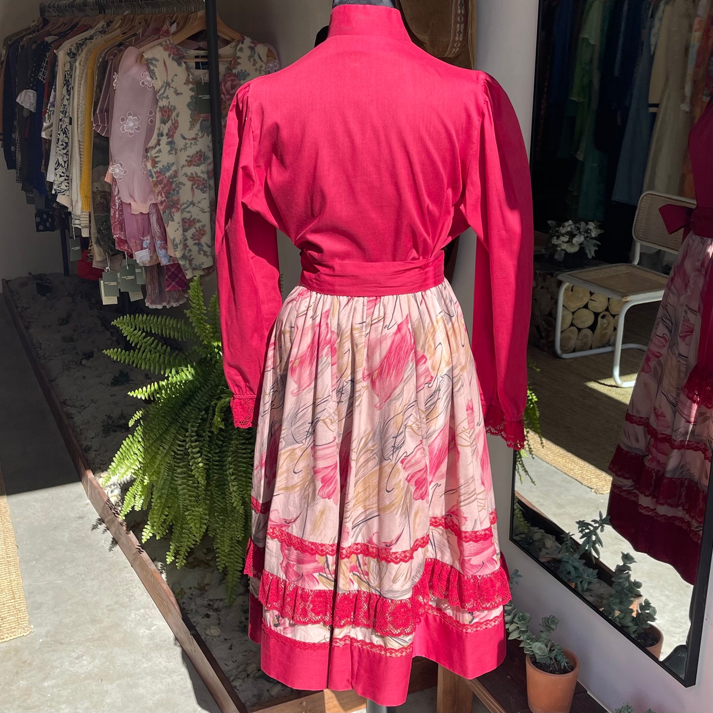Vintage 60’s Little House Skirt Set
