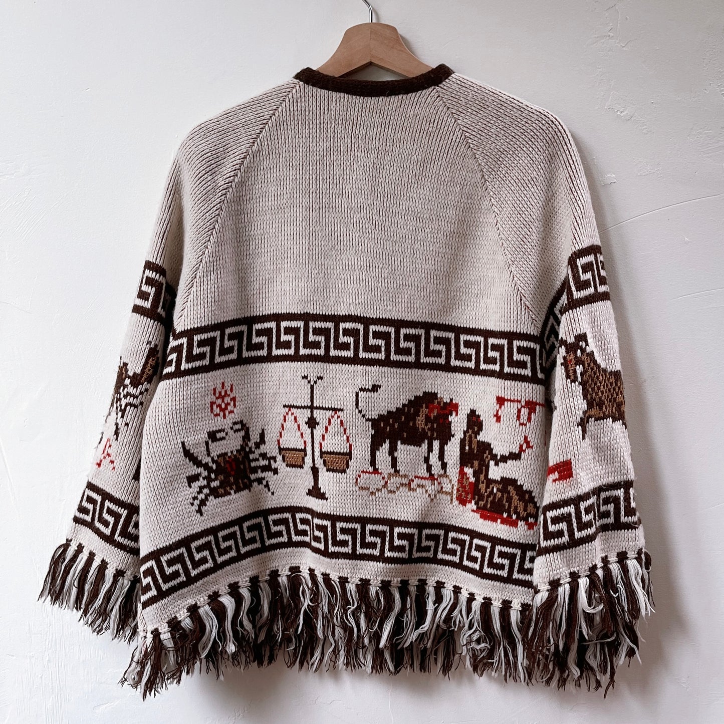 Vintage 70’s Zodiac Knit Poncho - SHOP EZRA