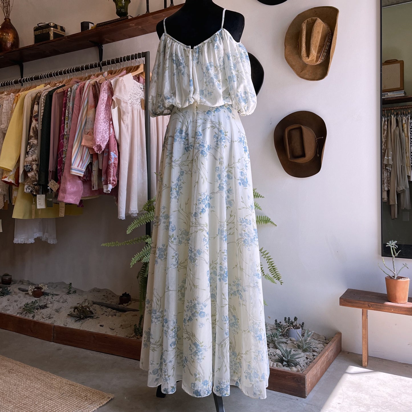 70’s Vintage Floral Dress