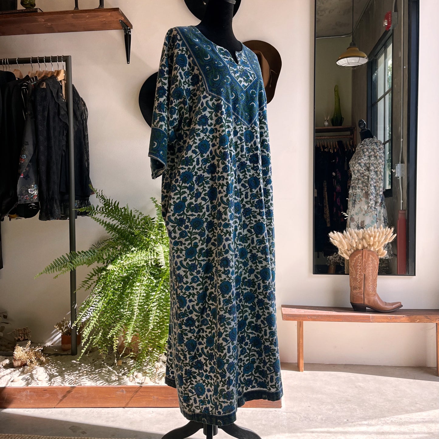 1970s Vintage Cotton Caftan Dress