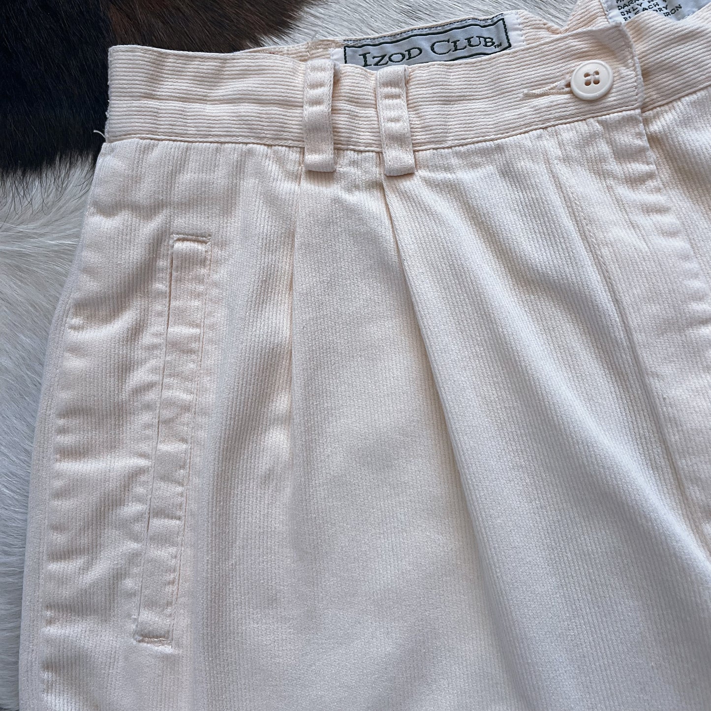 Vintage 80’s Izod Club Corduroy Shorts - SHOP EZRA