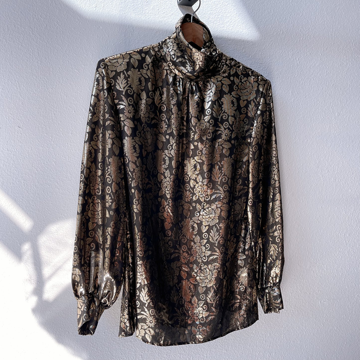 Vintage Gloria Sachs Silk Metallic Gold Blouse 70’s 80’s - SHOP EZRA