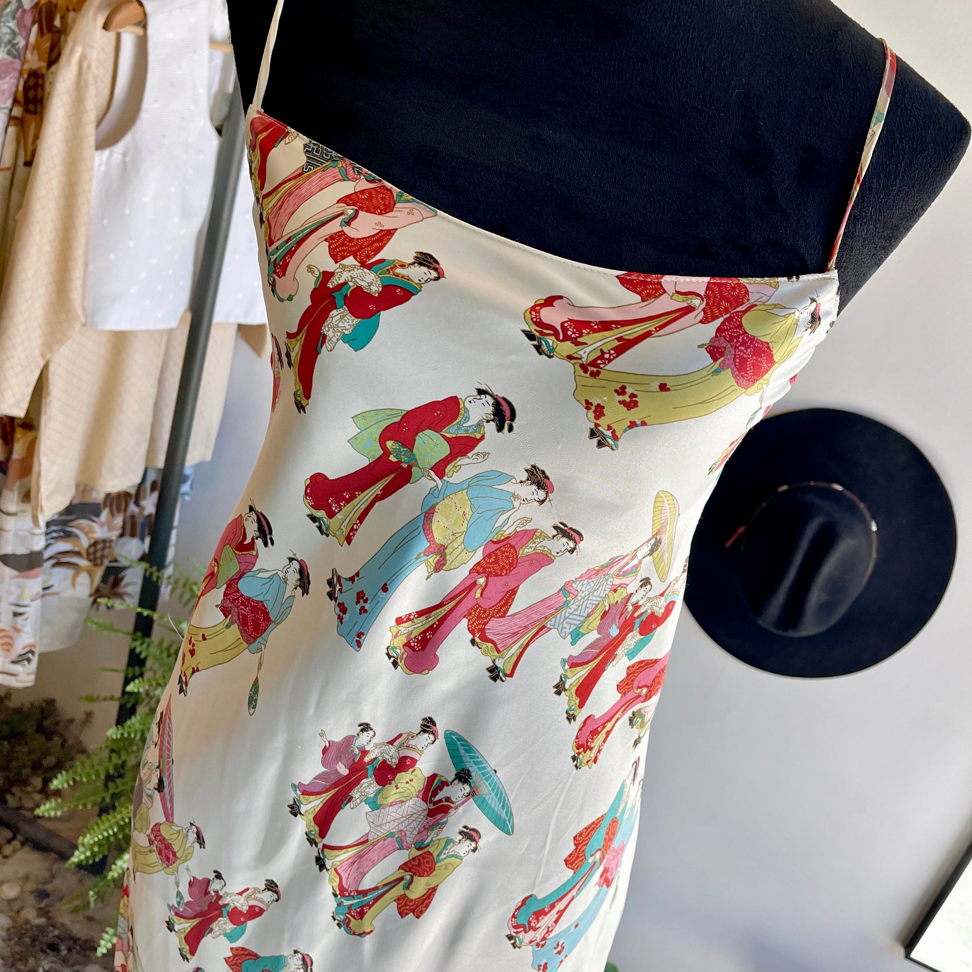 Vintage 90’s Silk Slip Dress with geisha print by Natori - Your Vintage Neighbor