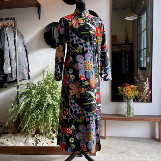 1970s Vintage I Magnin Dynasty Cheongsam Dress