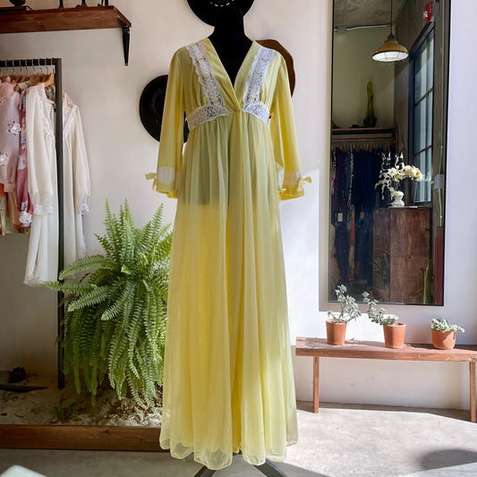 60’s Vintage Peignoir Robe