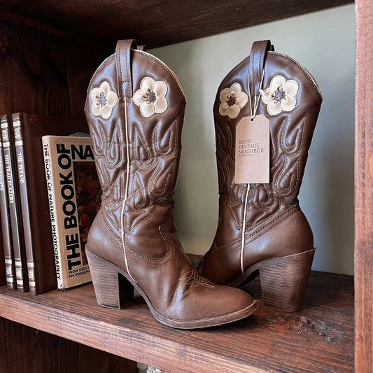 Vintage Daisy Western Boot by Candies