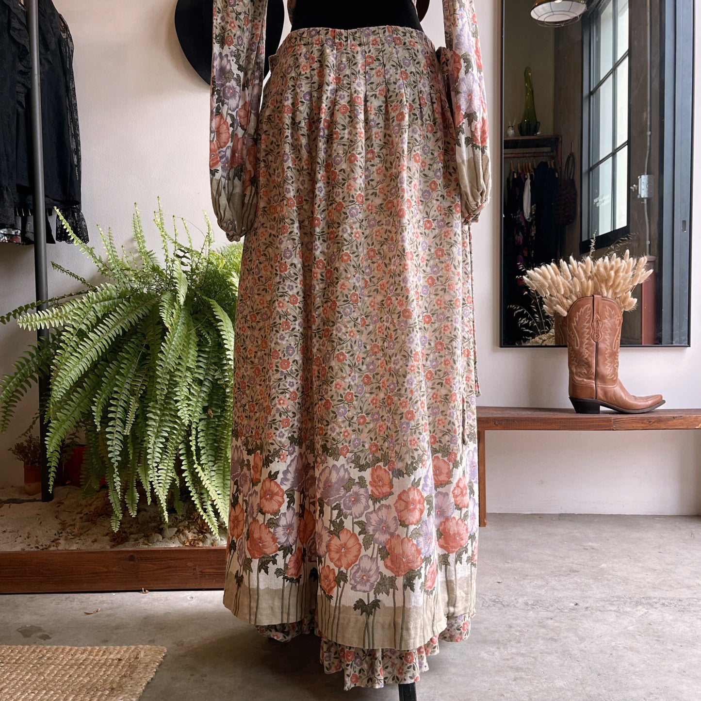 1970s Vintage Chessa Davis Skirt Set