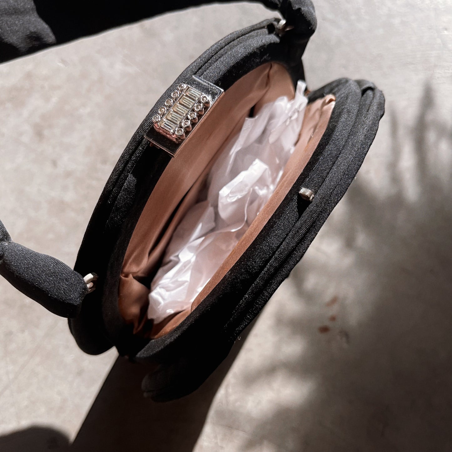 1960s Vintage Rosebud Circle Bag