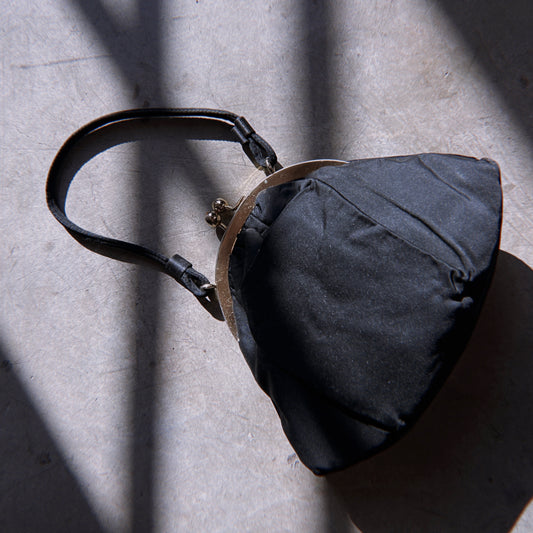 1960s Vintage Handmade Clam Shell Satin Purse