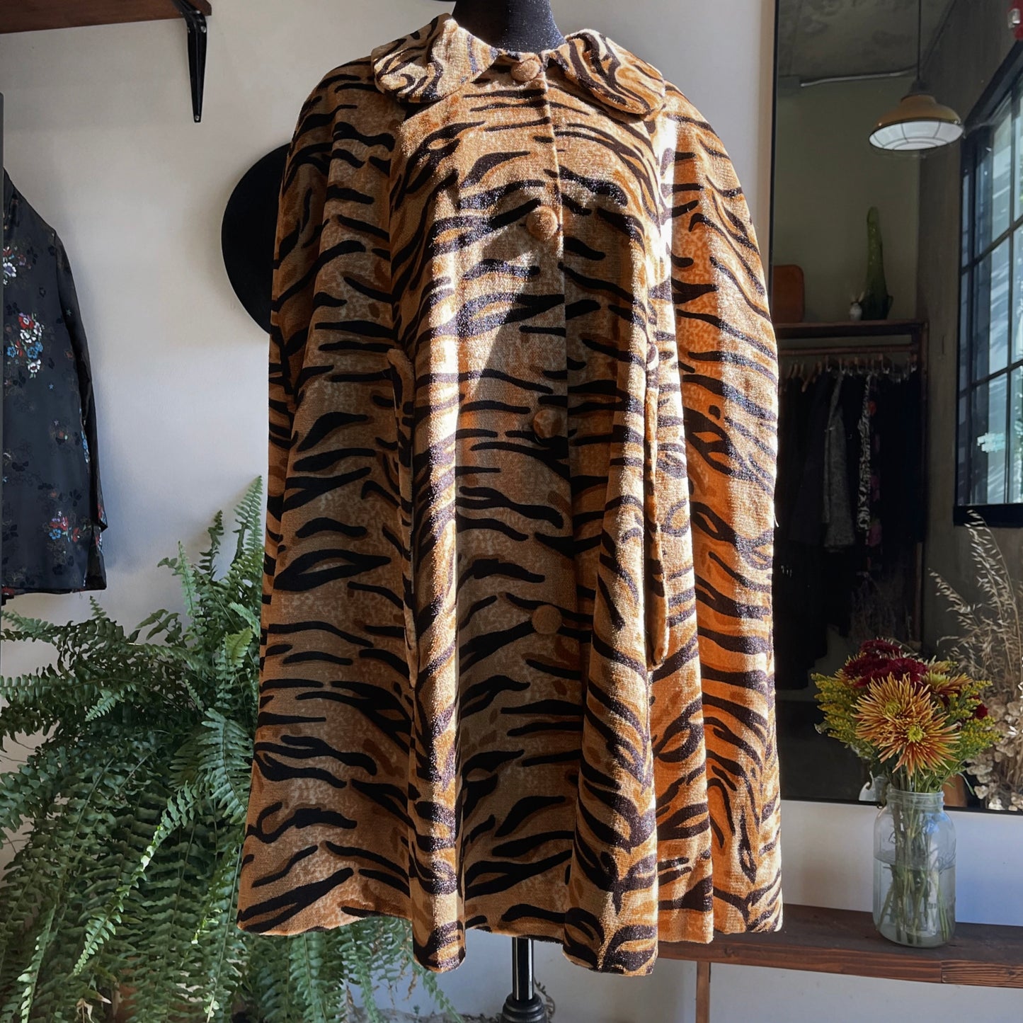 1960s Vintage Animal Print Cape