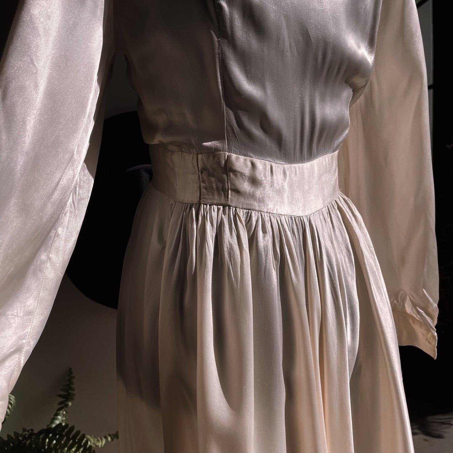 1940s Vintage Wedding Peignoir Bridal Cover