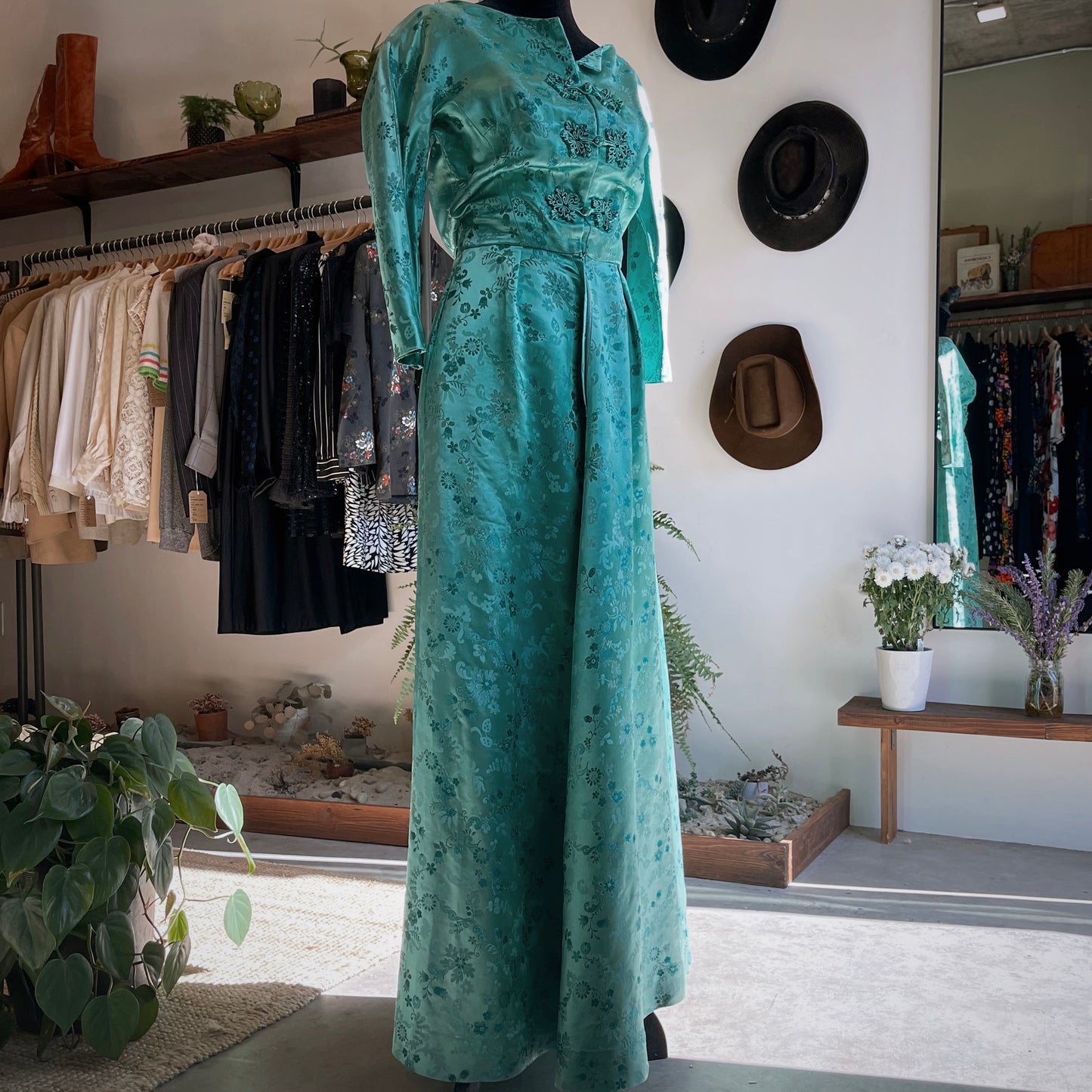 1960s Vintage I. Magnin Dynasty Dress