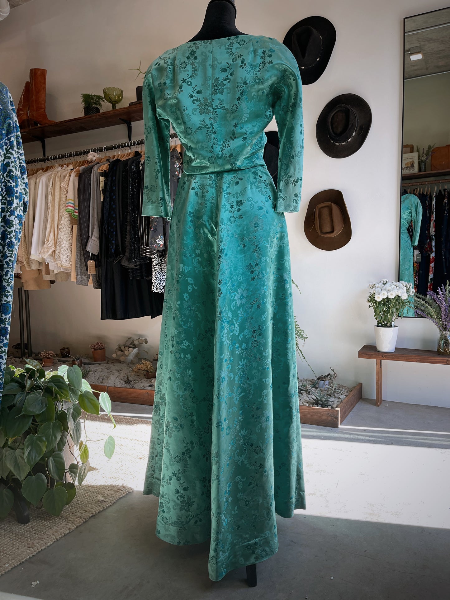 1960s Vintage I. Magnin Dynasty Dress