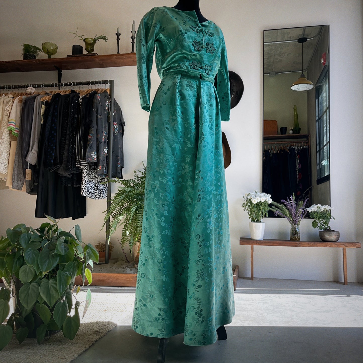 1960s Vintage I. Magnin Dynasty Dress
