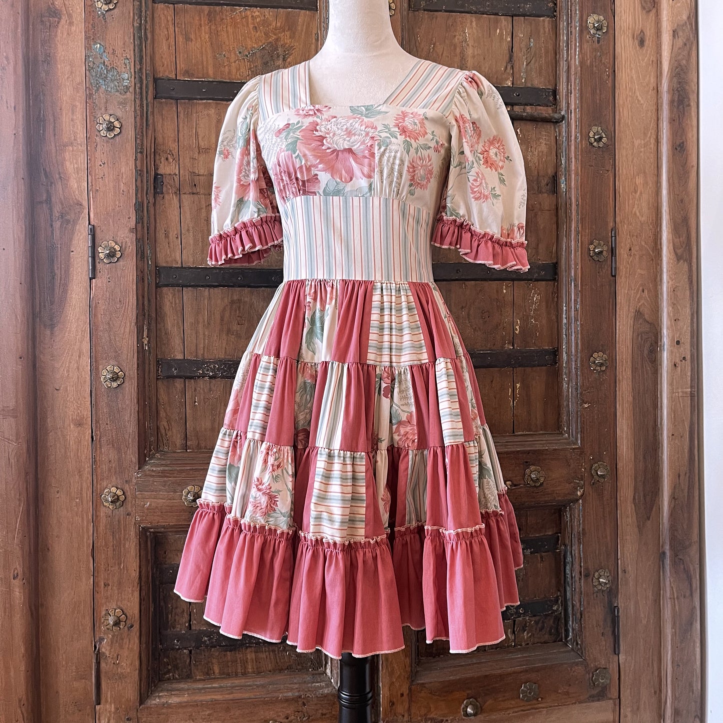 1960s Vintage Square Dancing Tiered Floral Cotton Ruffle Dress