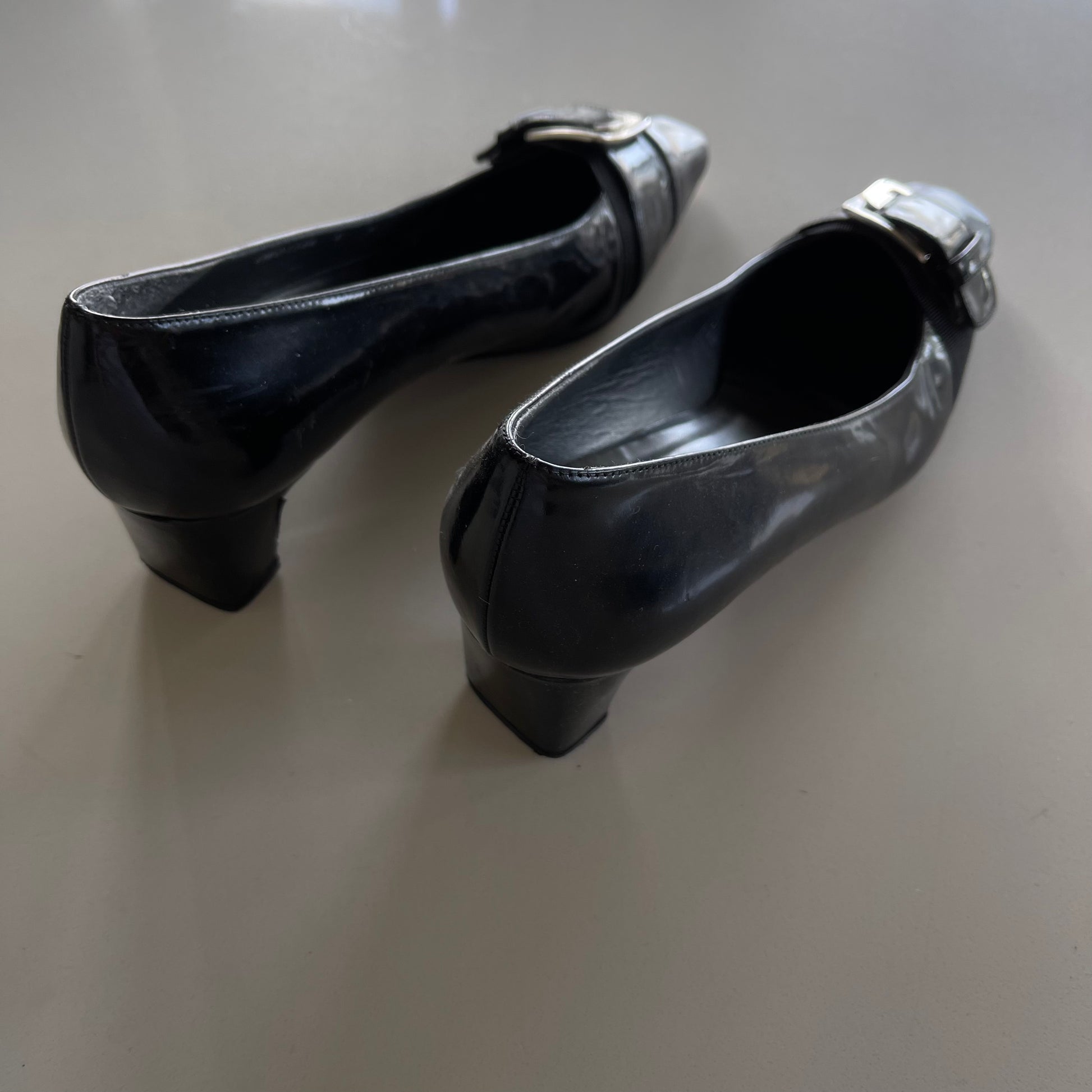 Vintage 80’s 90’s Stuart Weitzman Pumps - SHOP EZRA