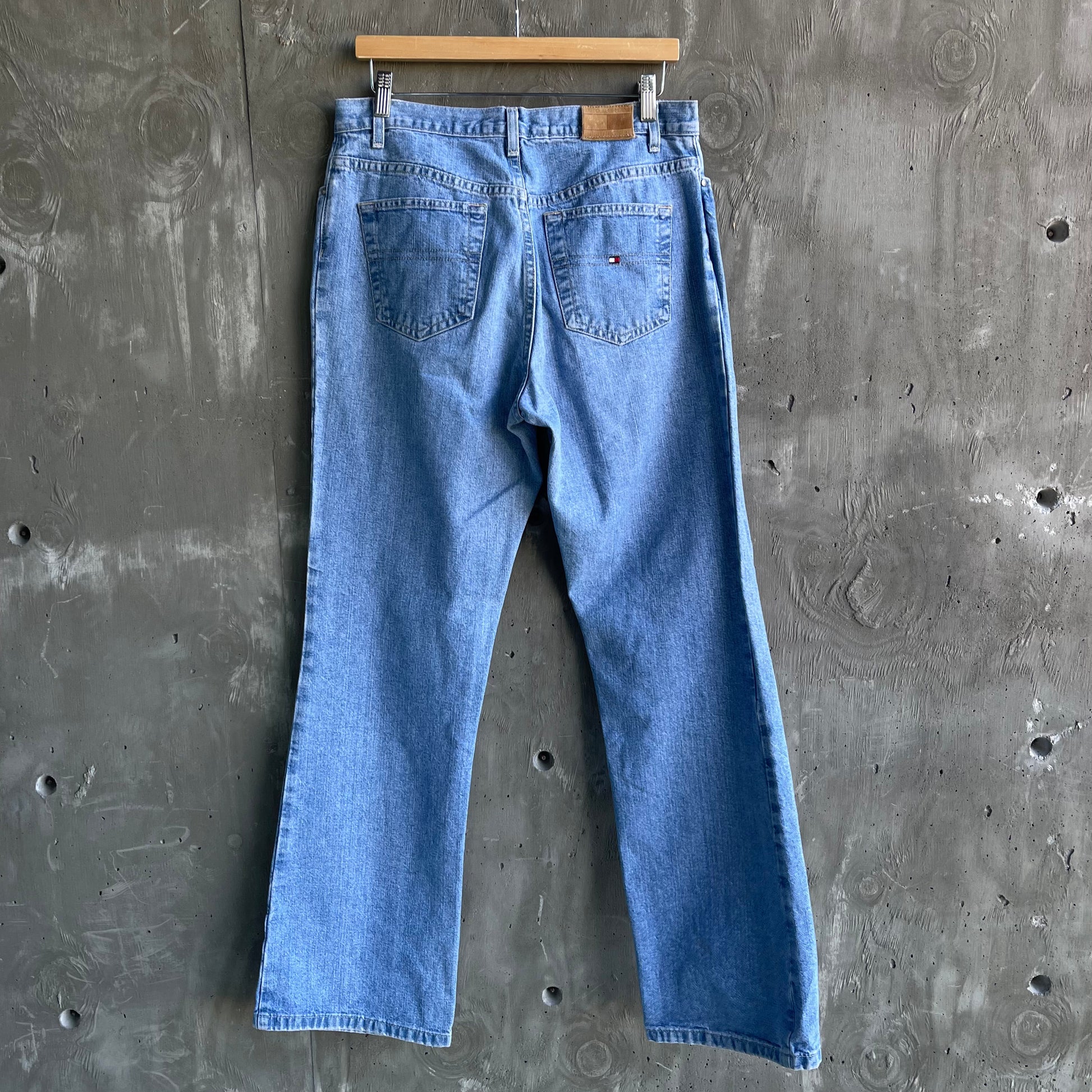 Vintage 90’s Y2K Tommy Hilfiger Jeans - SHOP EZRA