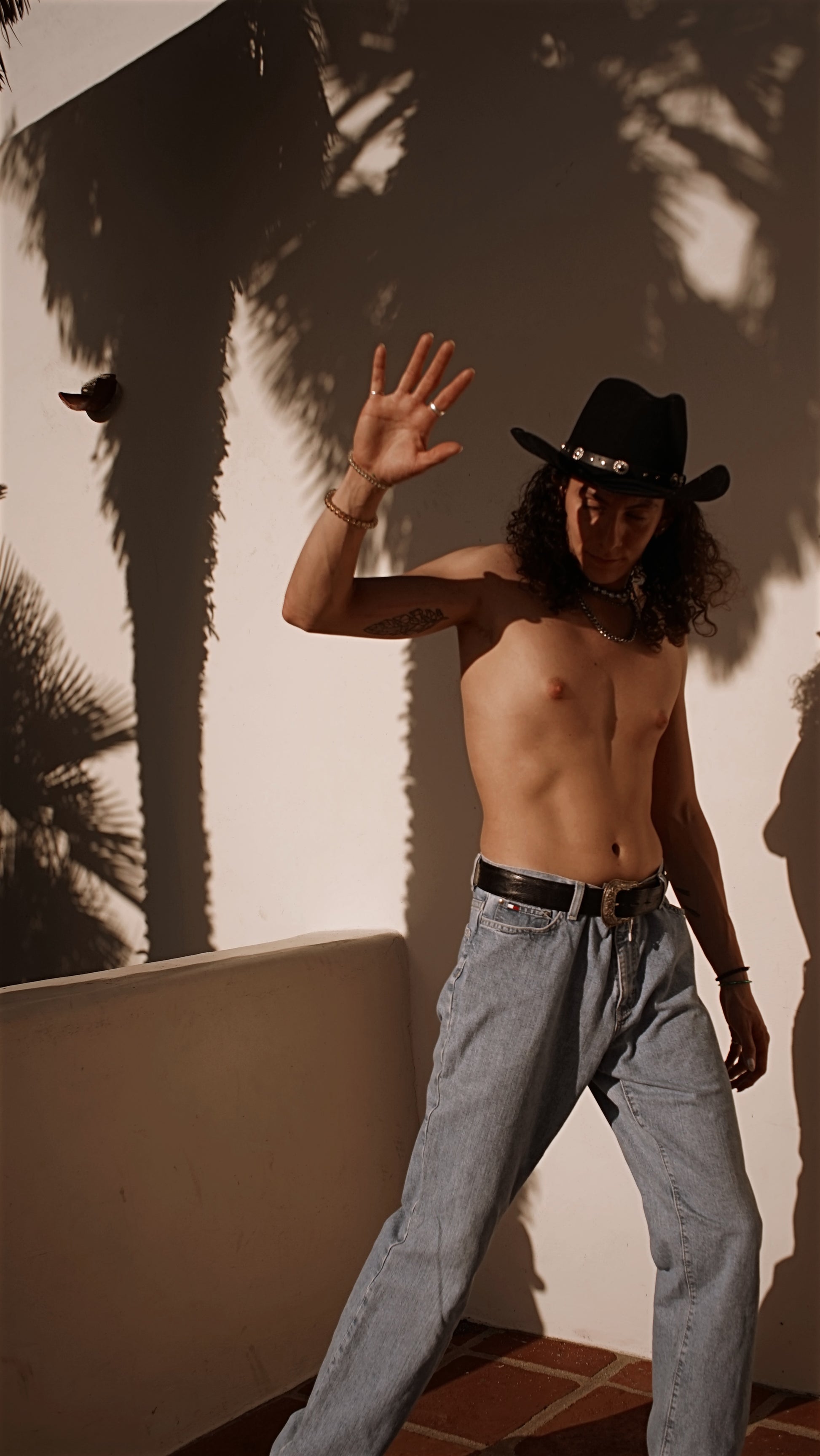 Vintage 90’s Y2K Tommy Hilfiger Jeans - SHOP EZRA