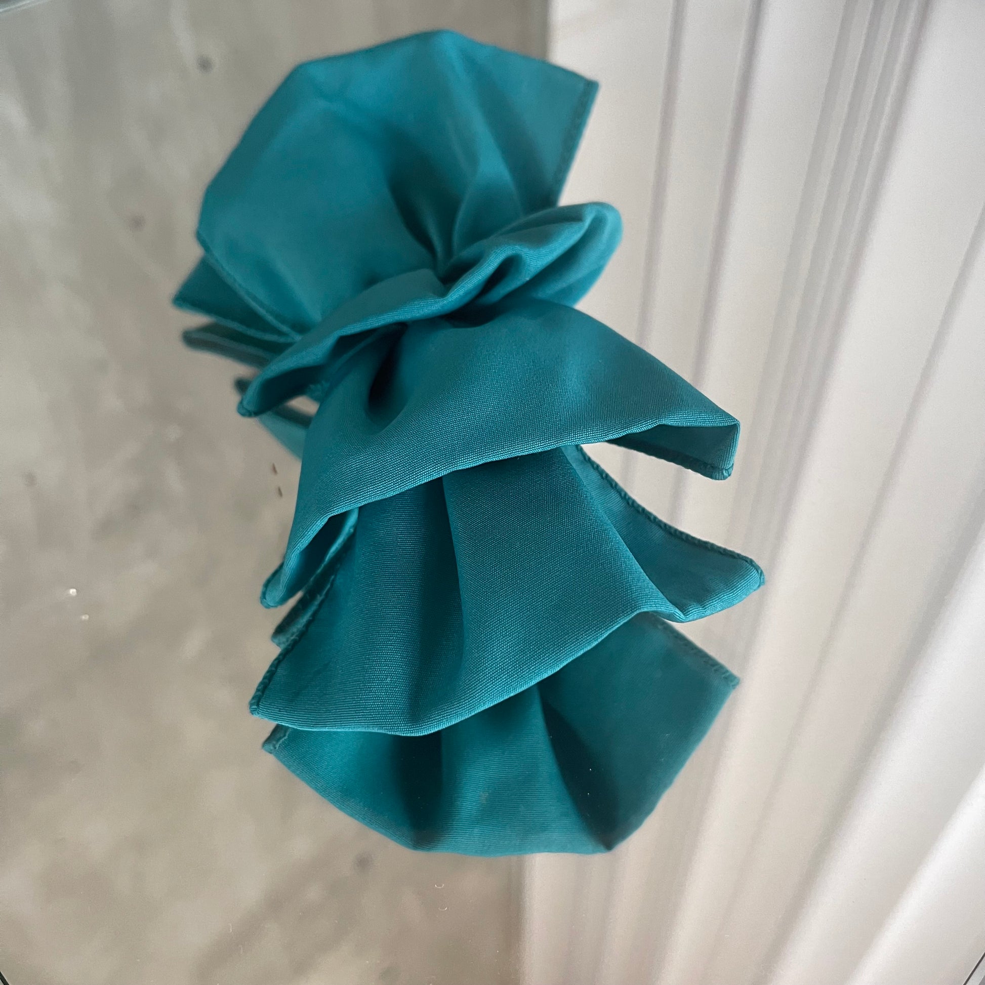 Vintage 80’s-90’s Bow Hair Clip in Teal - SHOP EZRA